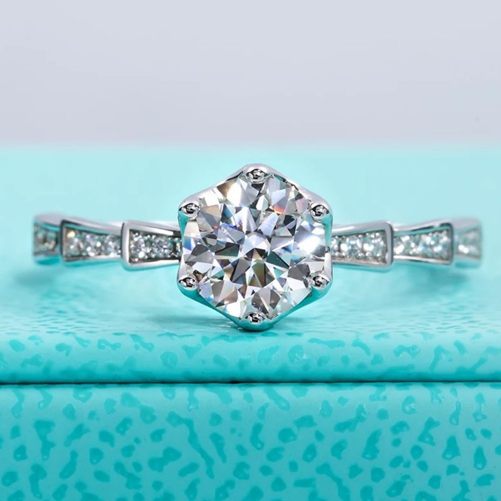 Certified 1ct. t.w. Moissanite Diamond Engagement Ring NEW E - Picture 2 of 13